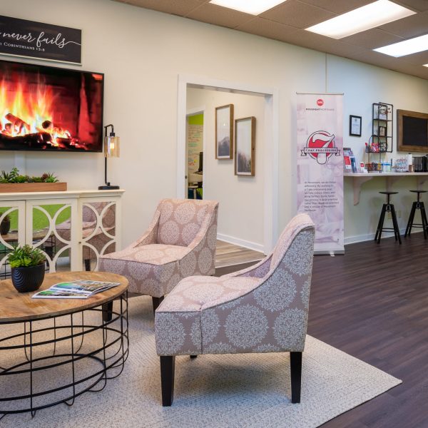 View More: https://amberlrichardsphotography.pass.us/bhgrevbofficegallery