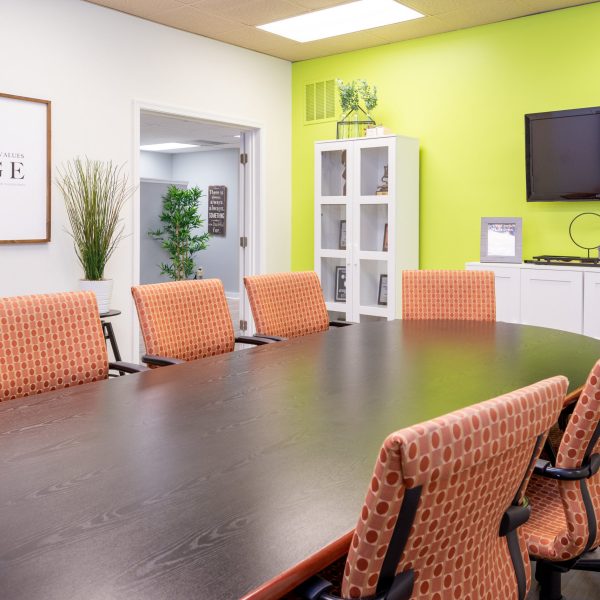 View More: https://amberlrichardsphotography.pass.us/bhgrevbofficegallery